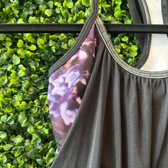 (P248) 🍋 LULULEMON NO LIMITS TANK Sz 4 - Picture 2 of 4